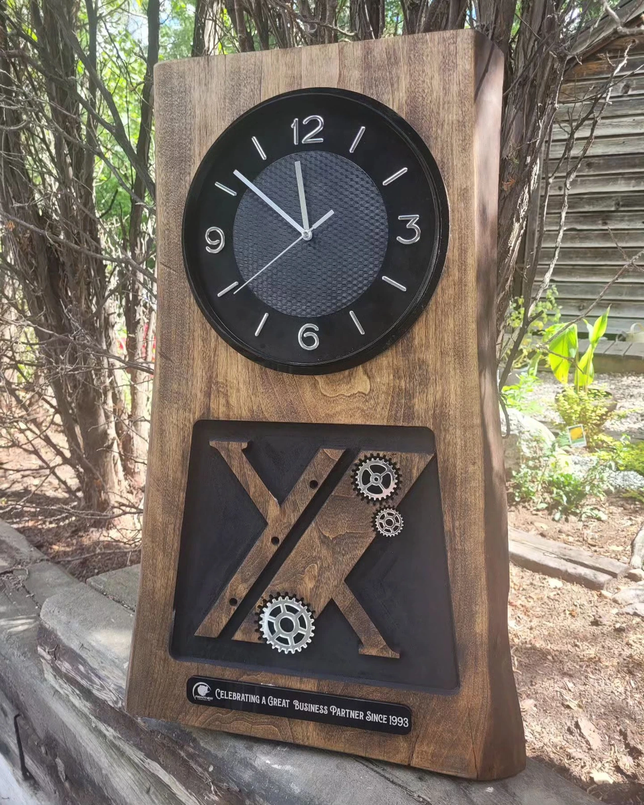 Wood recognition clock with crossed tools